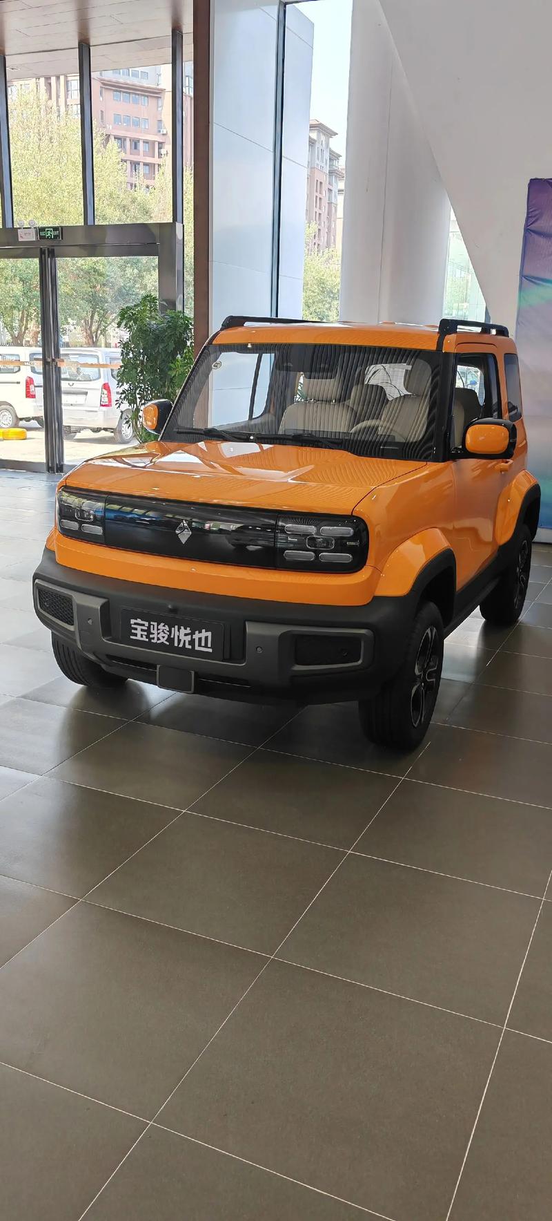 纯电动汽车报价及图片 宝骏纯电动汽车价格与图片