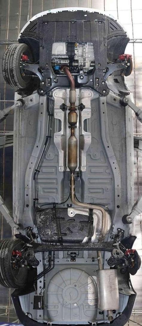 宝骏310底盘详解(宝骏310w底盘比轿车低吗)