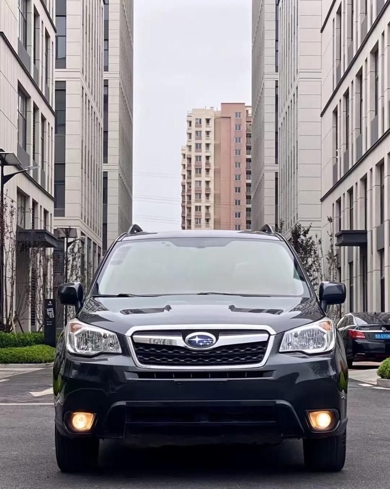 斯巴鲁2013款森林人／斯巴鲁2013款森林人怎么使用四驱