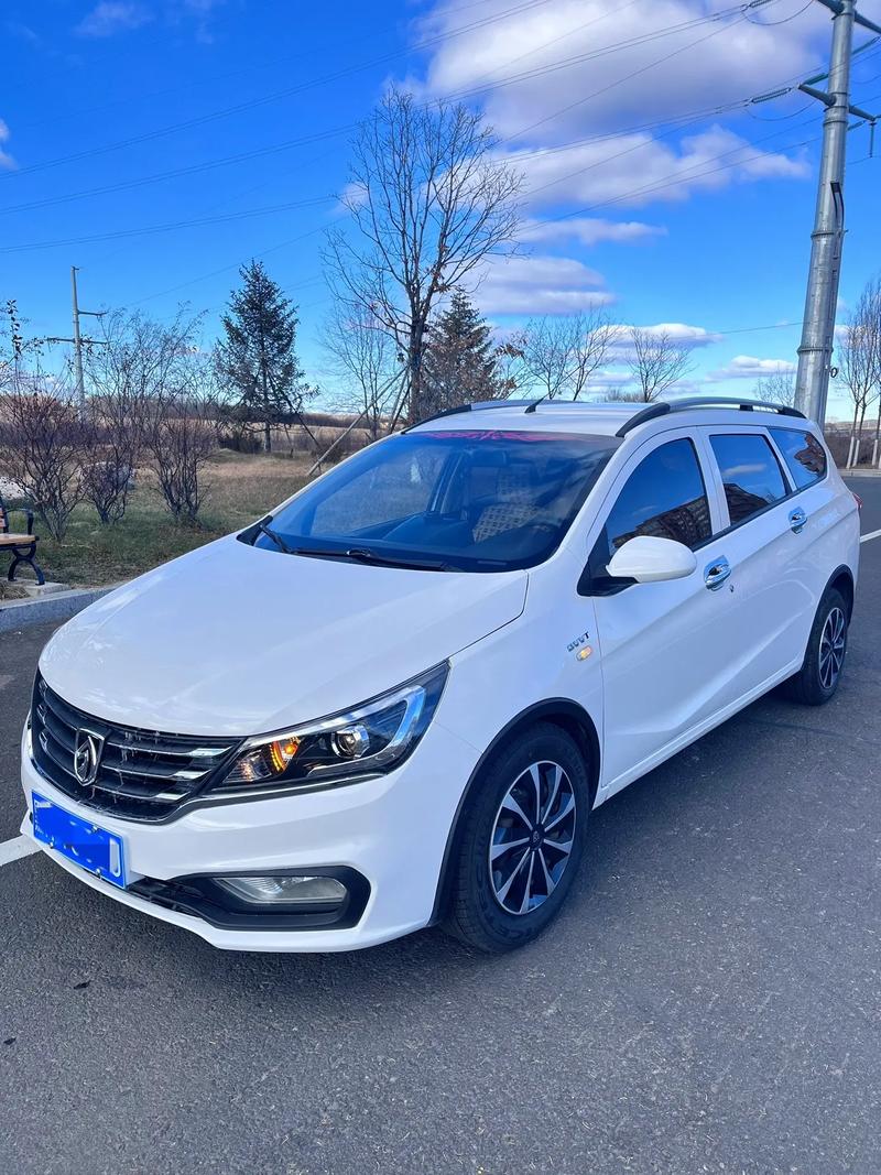 宝骏310w图片及报价,宝骏310w图片及报价大全