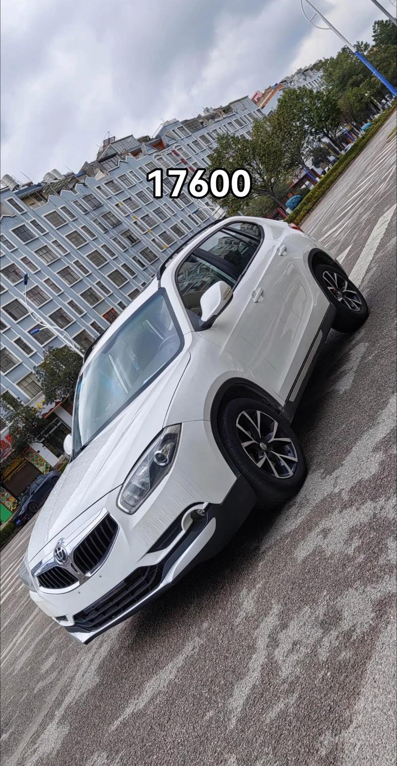 【14年中华v5二手车报价,中华v52012款二手价格】