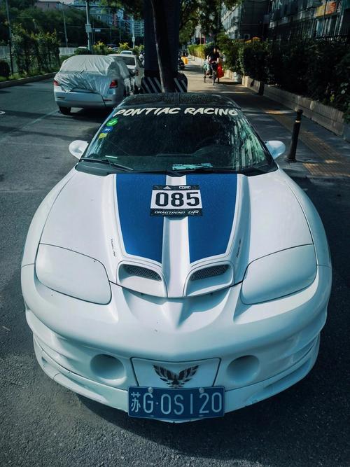 庞蒂亚克汽车/庞蒂亚克火鸟