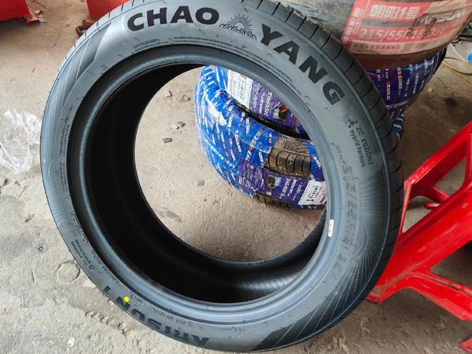 尼桑阳光轮胎,尼桑阳光轮胎是多大的