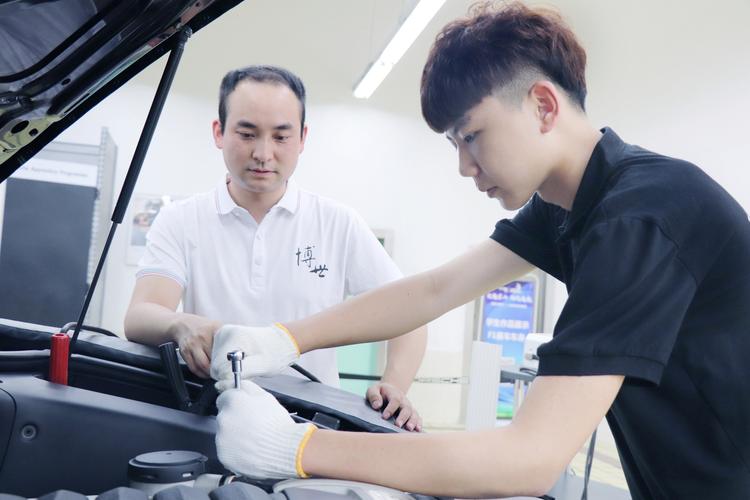 汽修学徒一般要学几年 汽修学徒一般要学几年才能毕业