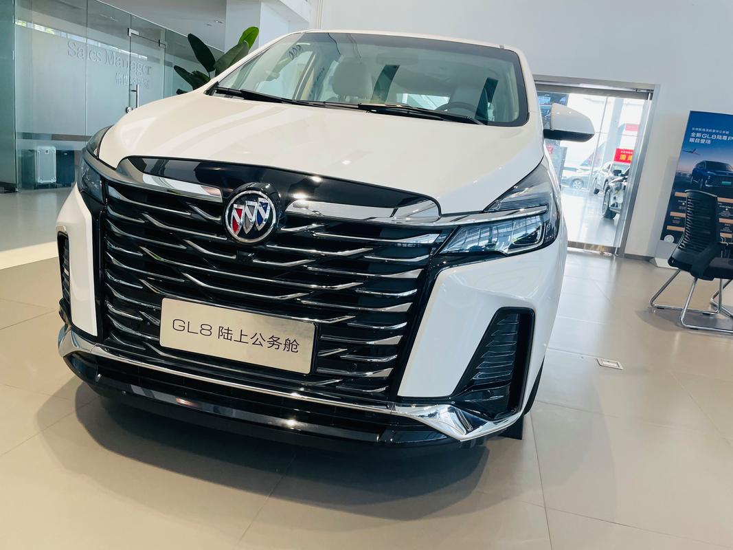 别克gl8商务车价格图片七座参数,别克gl8商务车图片价位