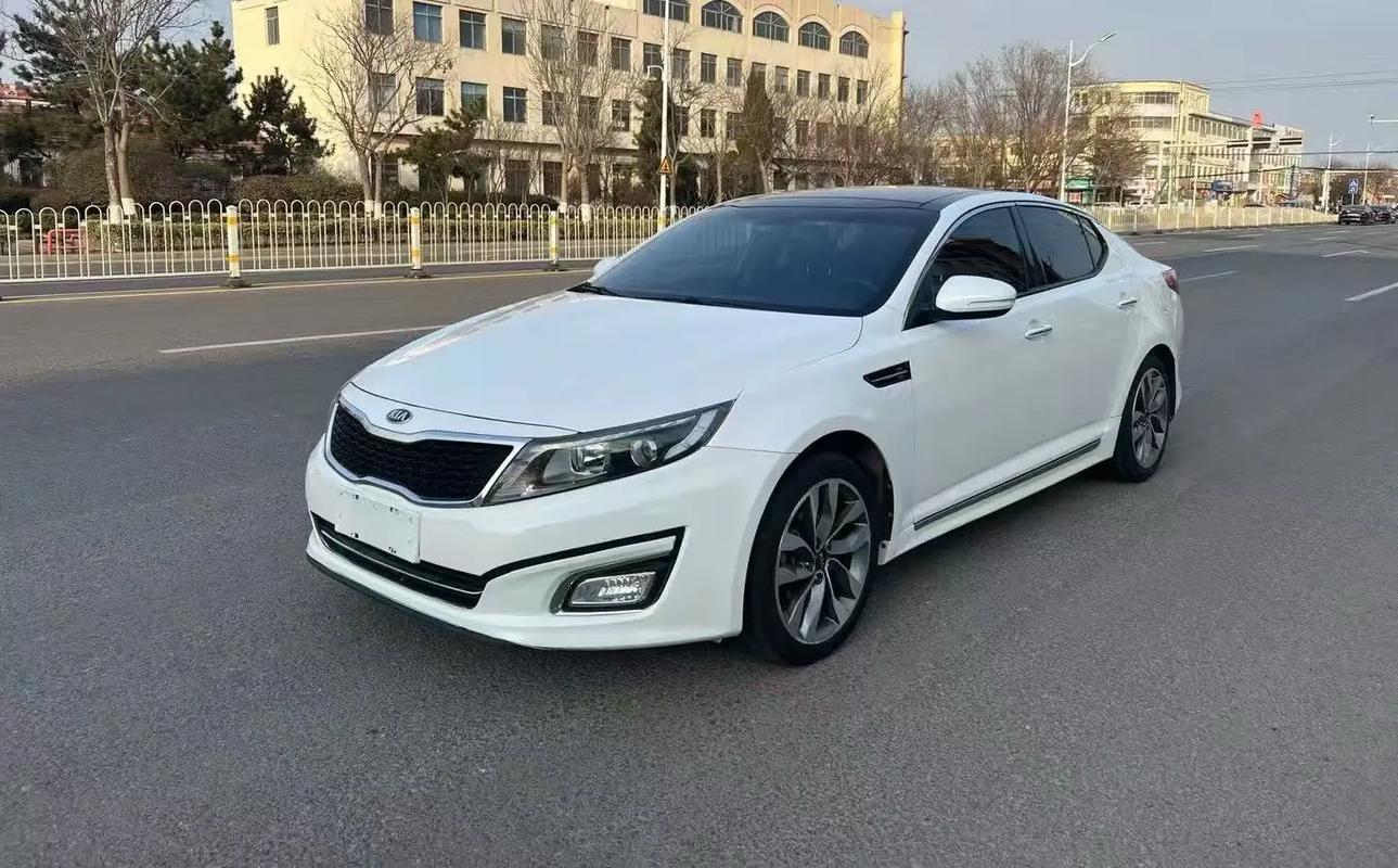 16款起亚k5图片及报价/16年起亚k5图片