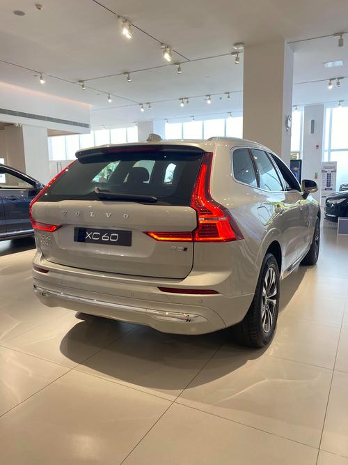 【沃尔沃xc60落地价格多少钱,沃尔沃xc60落地价格多少钱2024】