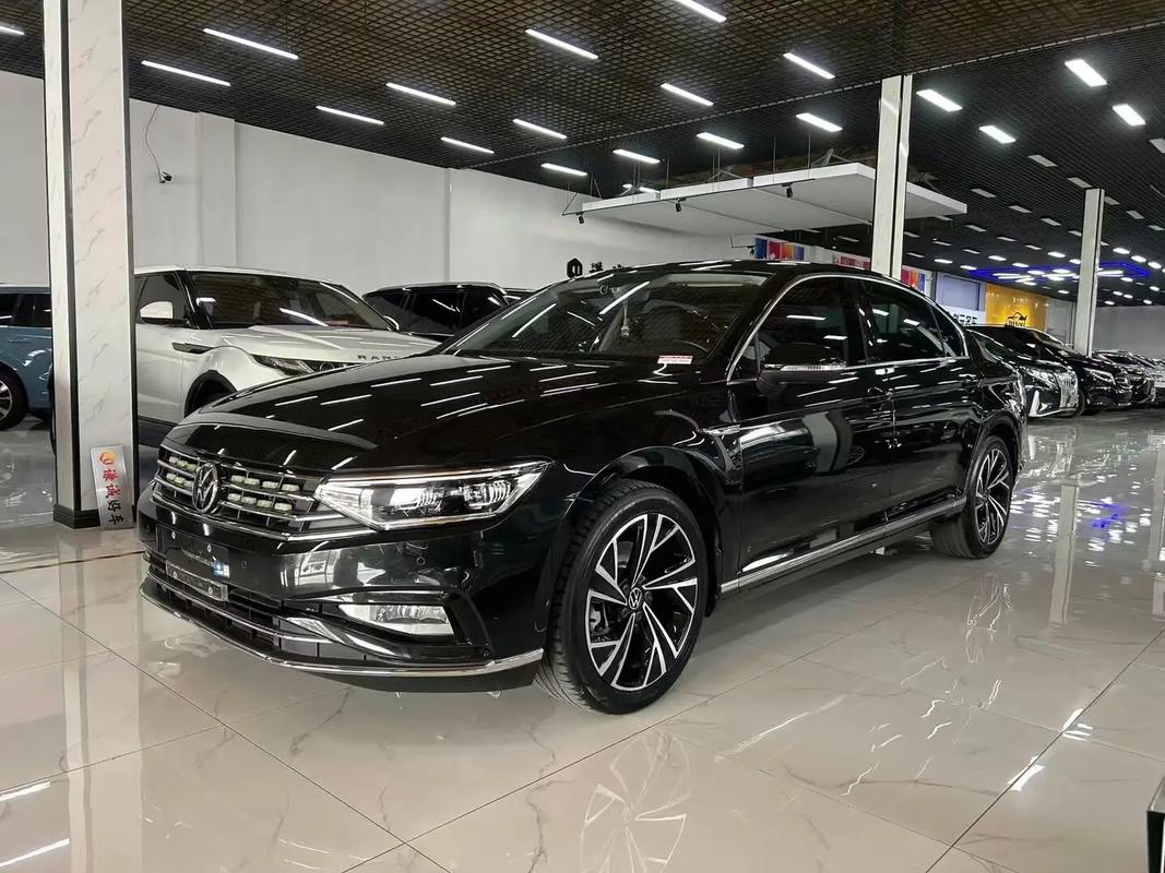 2022款迈腾谍照(新款迈腾谍照)